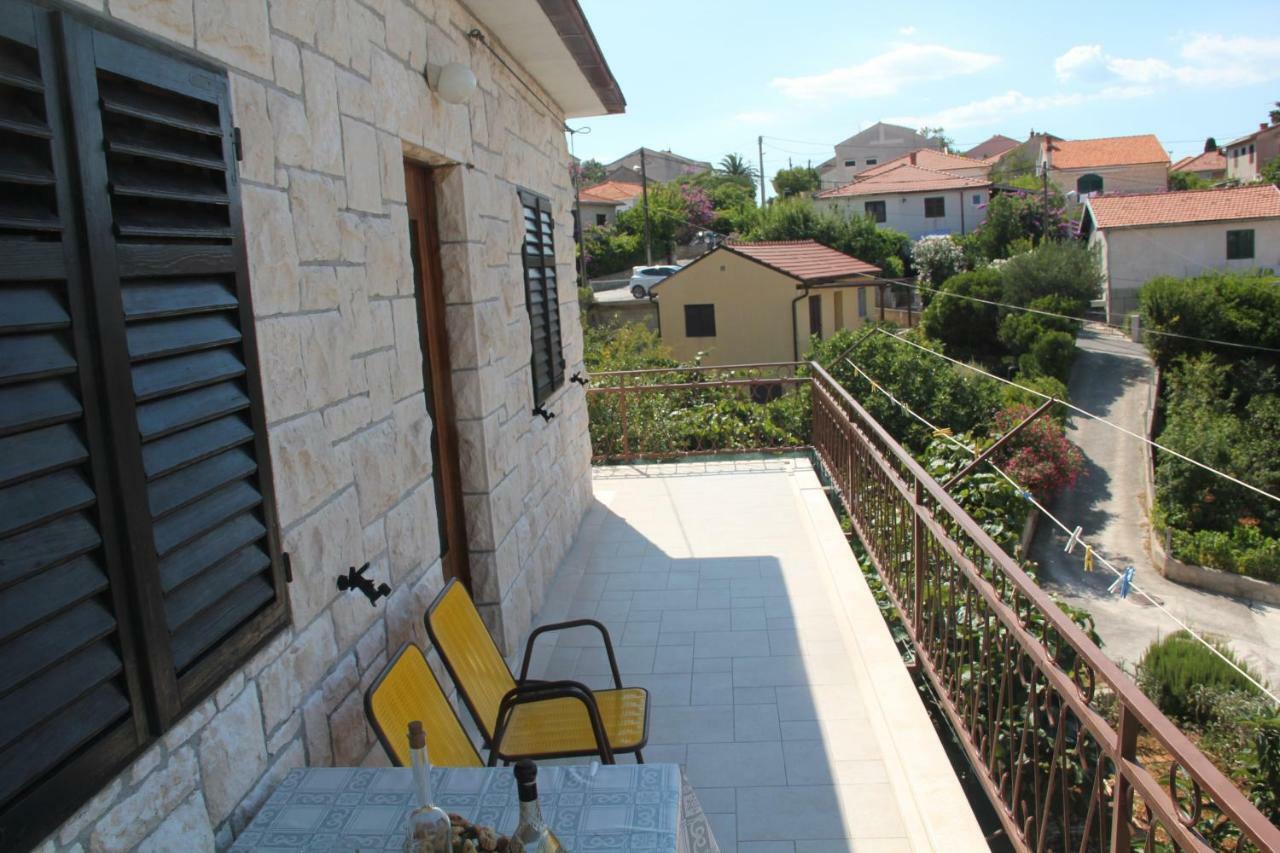 App Dujmovic Supetar Exterior foto